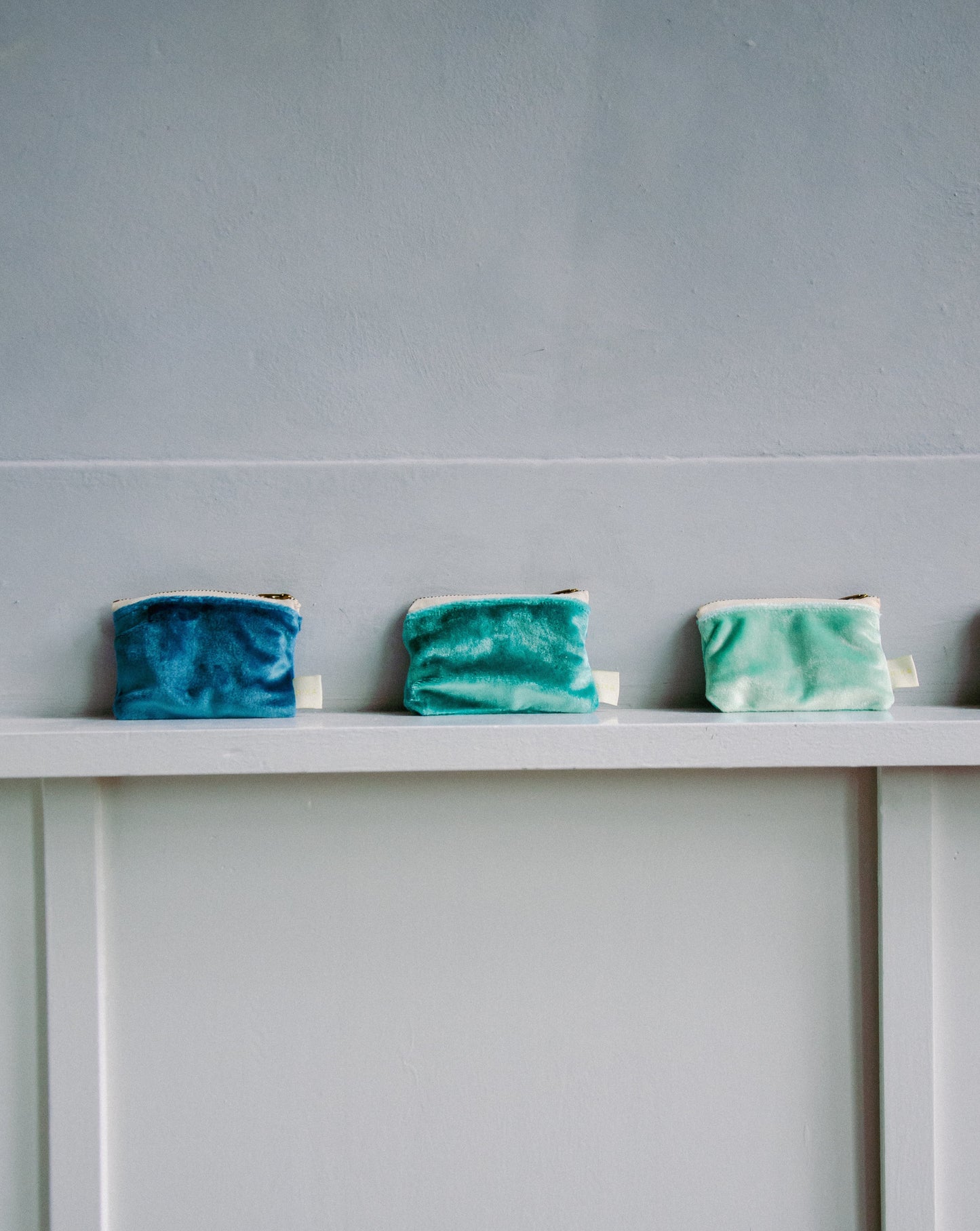 PEACE - Lined Velvet Zipper Pouch