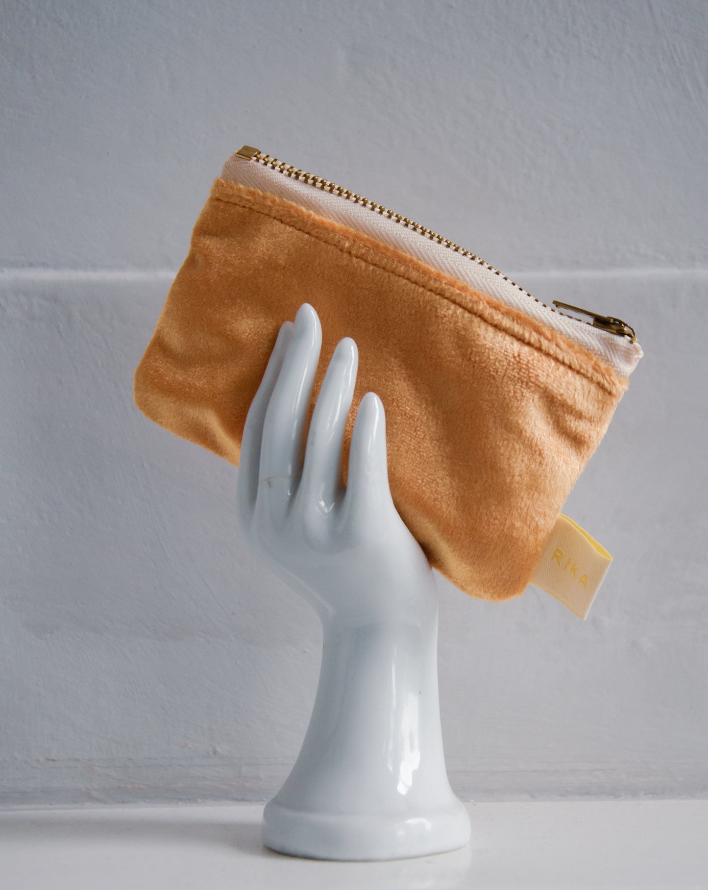 GLOW - Lined Velvet Zipper Pouch